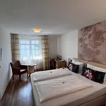 Rebstoeckle Otel